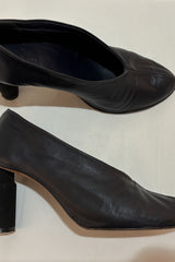 Céline Soft V Neck Pumps