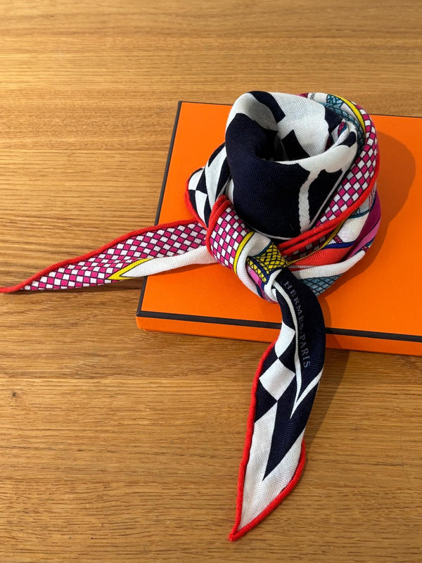 HERMÈS Losange kashmir-silkkihuivi