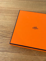 HERMÈS Carres Volants silkkihuivi