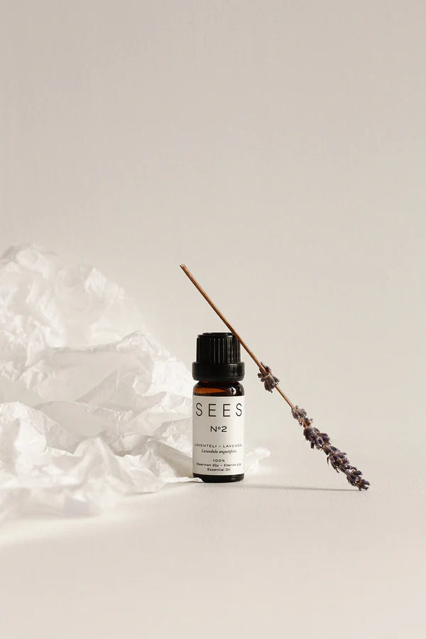 Tuoksukivi ja eteerinen öljy